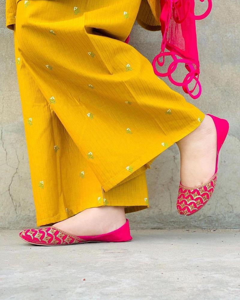 2 Pcs Women's Stitched Linen Embroidered Shirt And Trouser 1